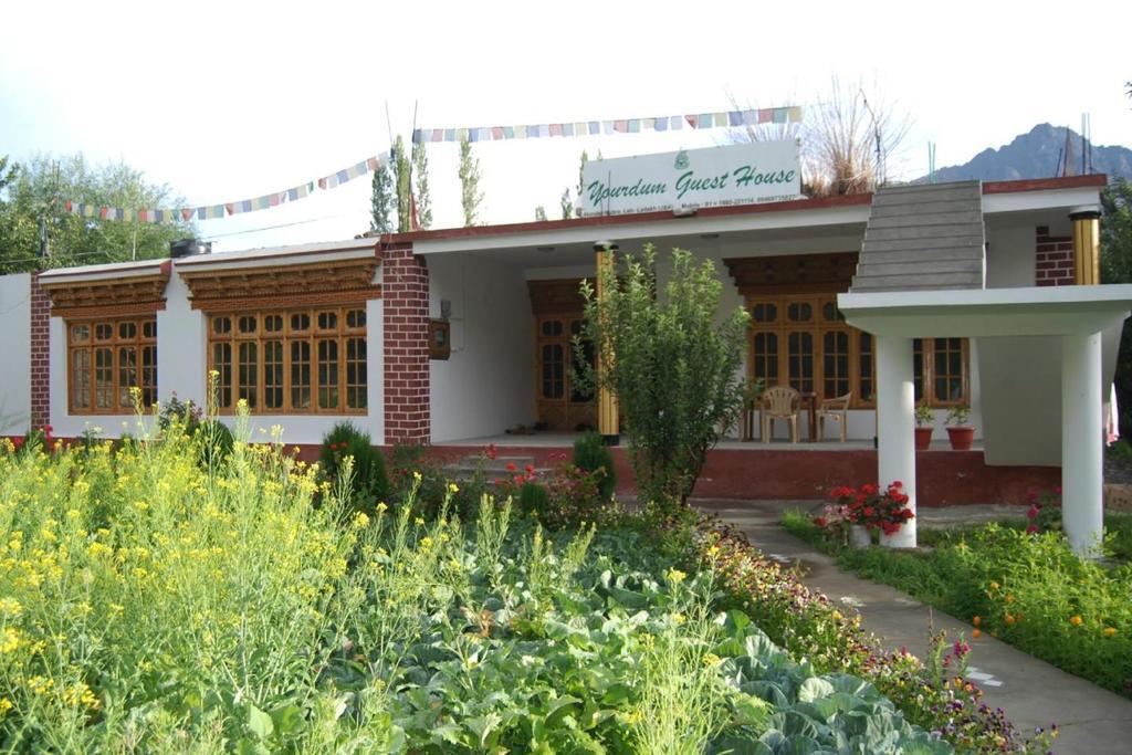 Yourdum Guest House Hundar Buitenkant foto